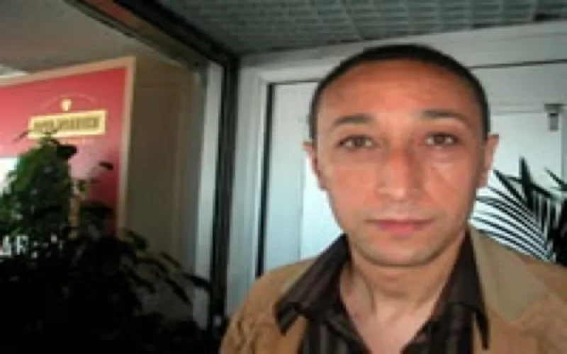 Faouzi Bensaïdi. "Je suis moderne, mais je me soigne"