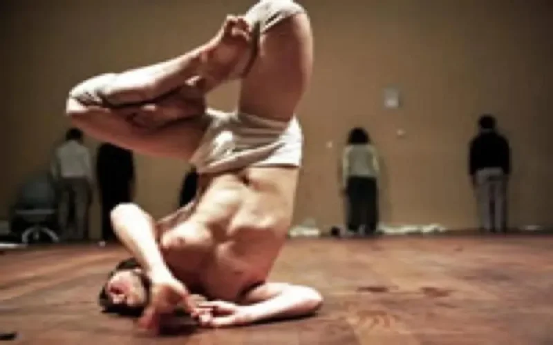 Cherkaoui, double origine assumée