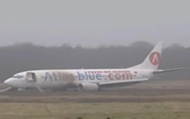 Un Boeing d'Atlas Blue rate son atterrissage à Deauville