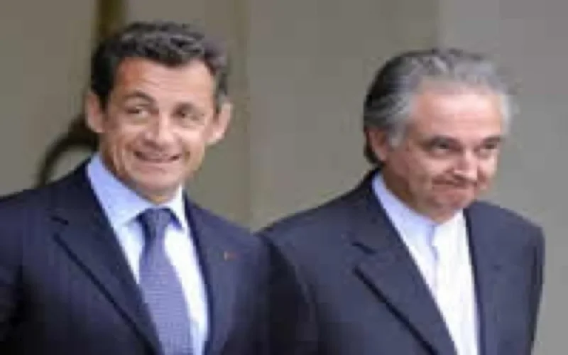 Jacques Attali préconise de relancer l'immigration pour doper la croissance française 