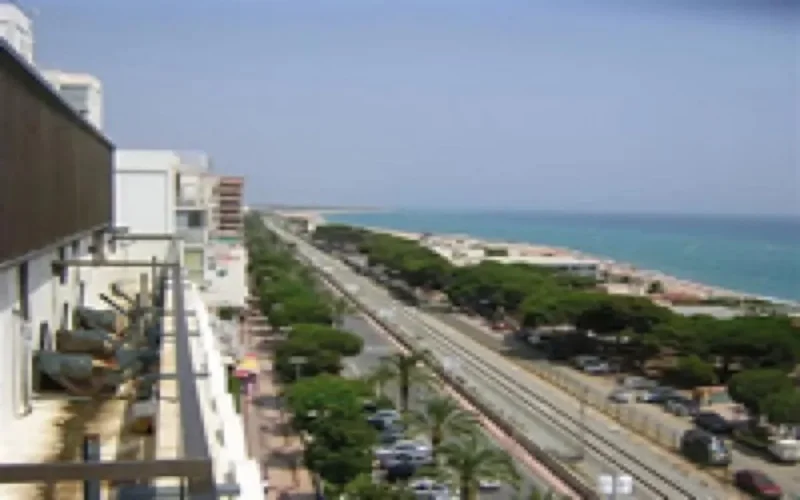 Mohammed Ameur à Malgrat de Mar pour discuter de la situation des MRE