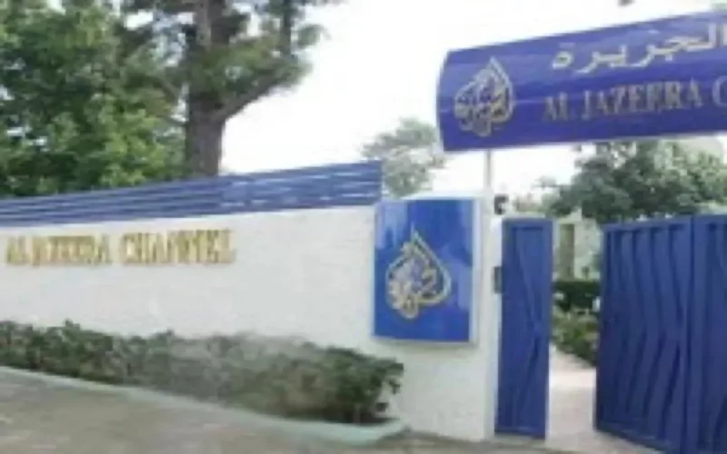 Une centaine d'avocats pour défendre Al Jazeera