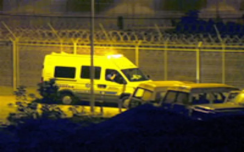 Melilla : Plusieurs immigrants ont passé la frontière par le mur détruit