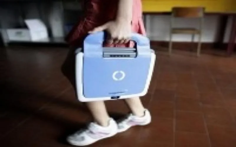 Le Portugal veut commercialiser un ordinateur à 50 euros au Maroc