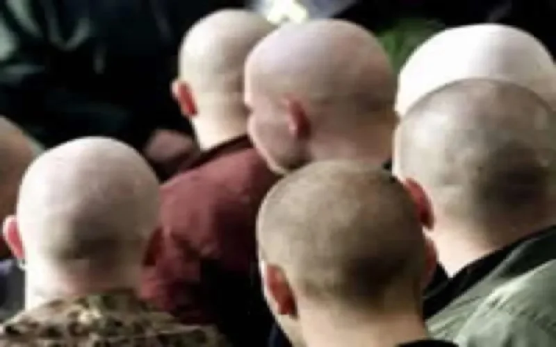 Un Marocain sauvagement agressé par des skinheads à Malaga