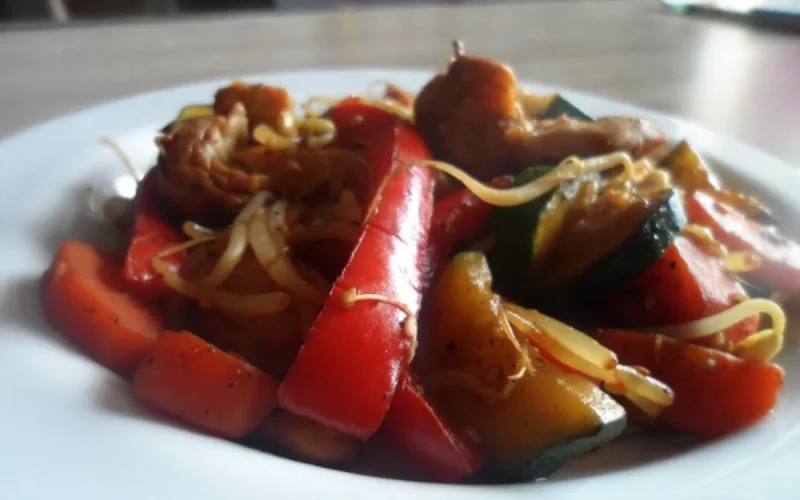 Salade de germes de soja et dinde 