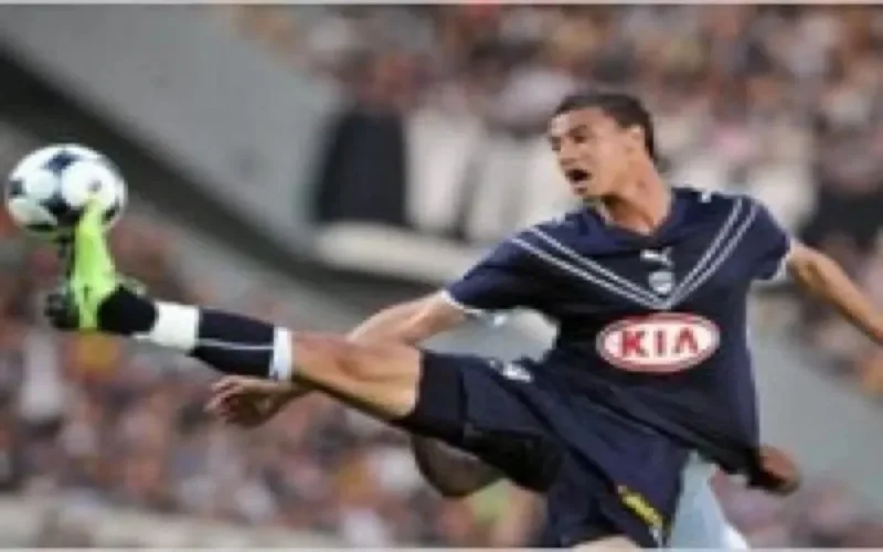 West Ham et Fullham se disputent Chamakh