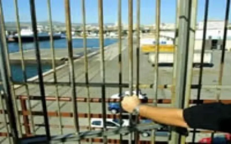 Espagne : Amnesty dénonce le traitement des mineurs marocains clandestins