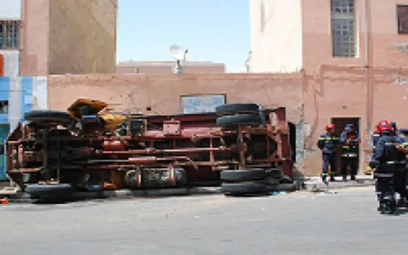 Laâyoune : 8 morts dans une collision entre 2 camions