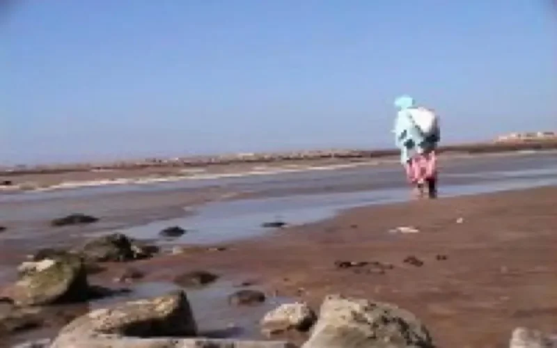 Le corps d'un jeune homme refoulé par la mer à Bni Nsar