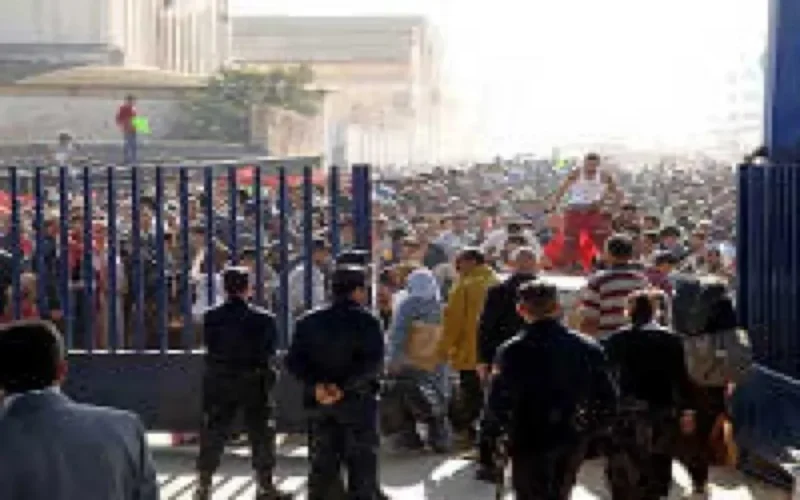 Deux journalistes espagnols arrêtés à Bni Nssar