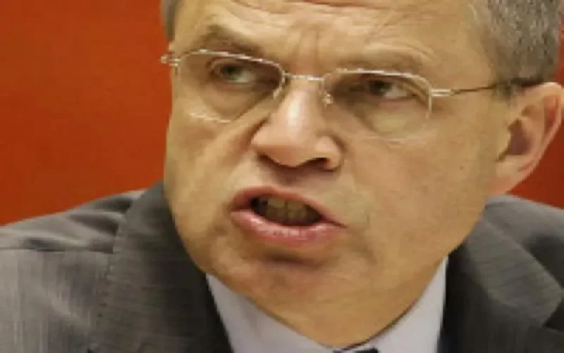 Ernst Hirsch Ballin au Maroc pour discuter des prénoms interdits