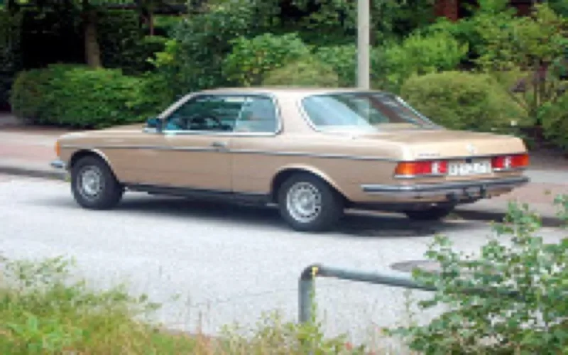 Les voitures de plus de 5 ans interdites de dédouanement