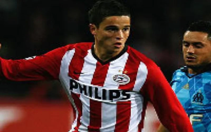 Ibrahim Afellay convoité par le FC Barcelone