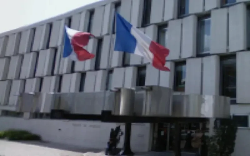 Nourredin Bouras risque l'expulsion avant le procès de son employeur