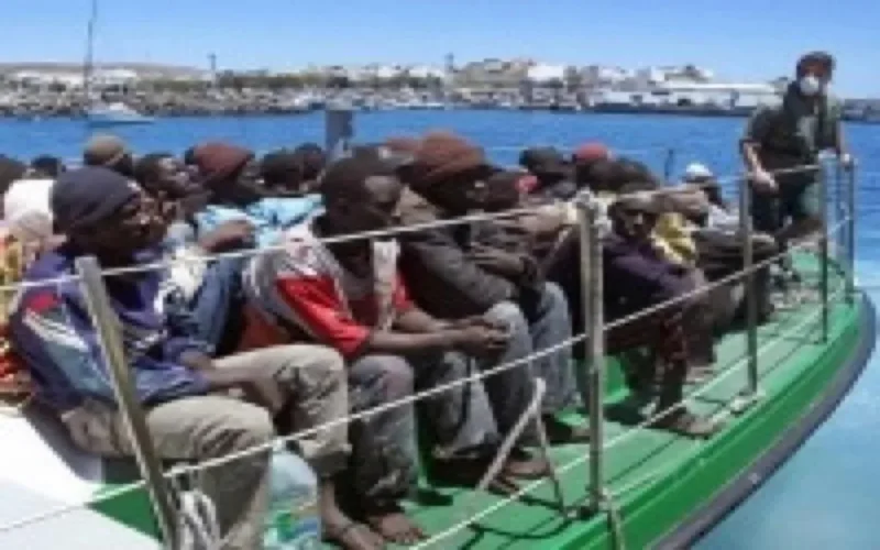 Quarante neuf clandestins interceptés en mer