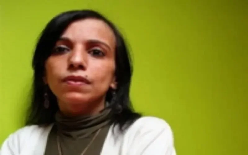 Karima d'Insoumises et dévoilées libérée