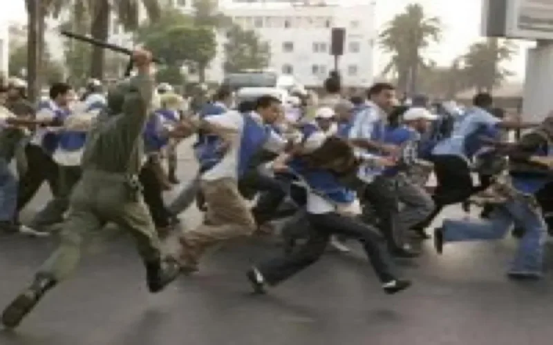 Les diplômés chômeurs réclament la démission de Abbas El Fassi