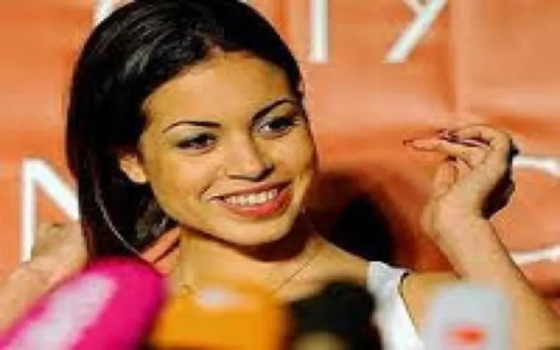 Berlusconi tente de falsifier la date de naissance de Ruby