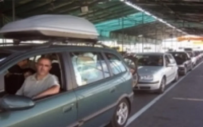 Réforme de la constitution : les MRE encore exclus ! 