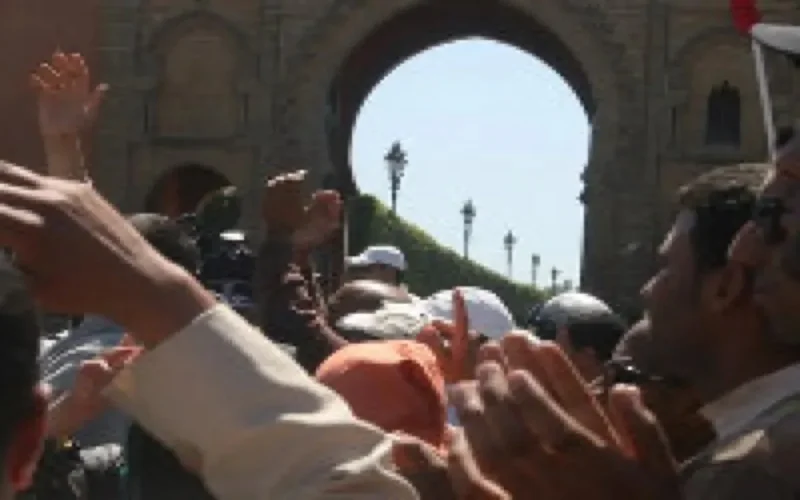 Les autorités dispersent un sit-in devant le palais royal
