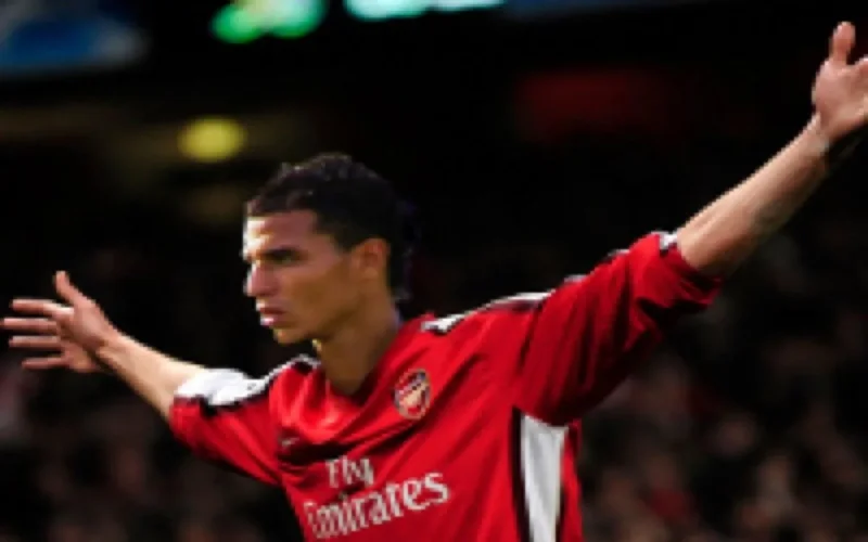 Chamakh rejoindra t-il Taarabt au Queens Park Rangers ?