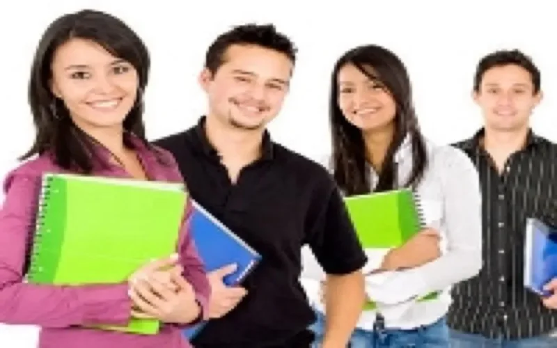 La bourse des étudiants universitaires passe à 2000 dirhams