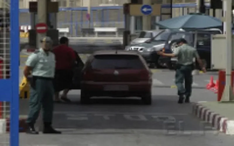 Six gardes espagnols de la frontière de Sebta, condamnés pour corruption