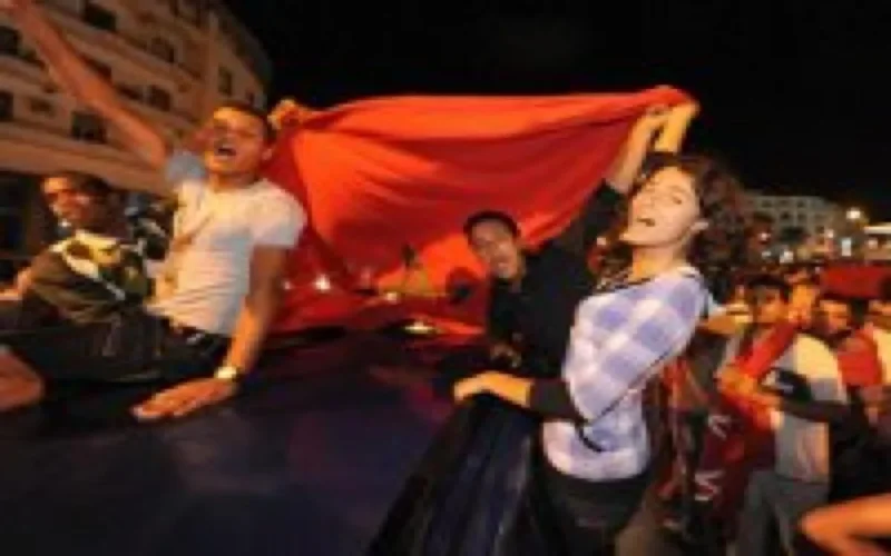 La nouvelle constitution vue par les partis politiques, le peuple et Adl Wal Ihssane 