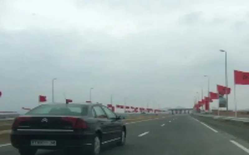 120 milliards de dirhams pour les autoroutes et voies ferrées