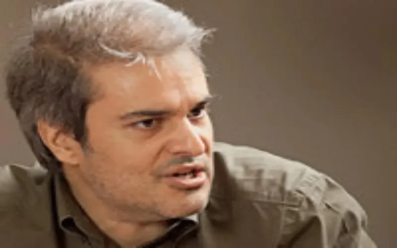 Al Ahdath Al Maghribia : "Moulay Hicham veut-il le trône de Mohammed VI ?"