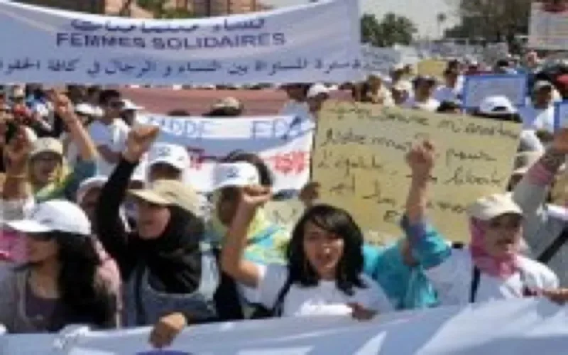 Les féministes provoquent les islamistes ? 