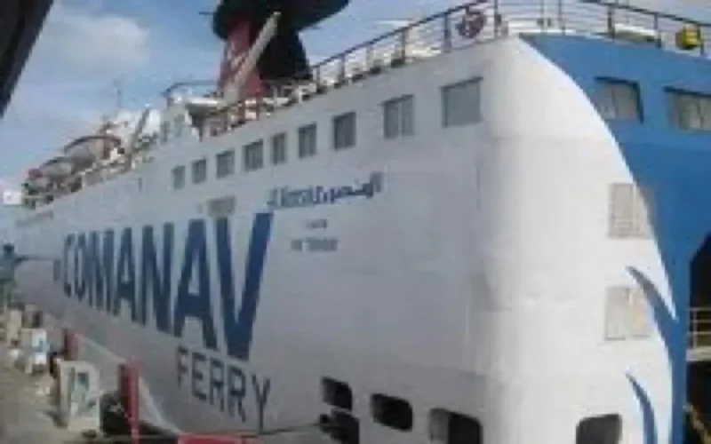 Un ferry Comanav abandonne des dizaines de MRE à Algésiras