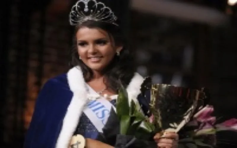 Sara Chafak, Miss Finlande 2012