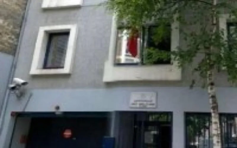 Immolation par le feu au consulat du Maroc à Paris (Màj)