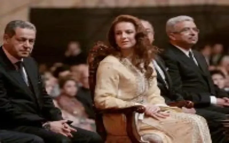 Insolite : Lalla Salma et le chat rebelle