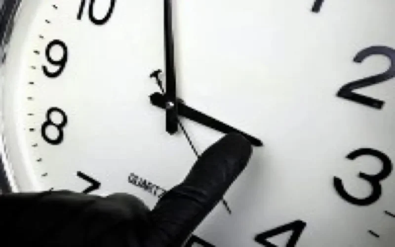 L'heure avance de 60 minutes lundi 20 août au Maroc