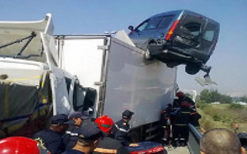 Spectaculaire accident mercredi matin entre Rabat et Salé 