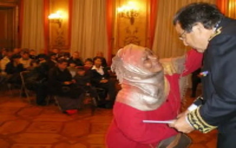 Immigration : la France allège les procédures de naturalisation