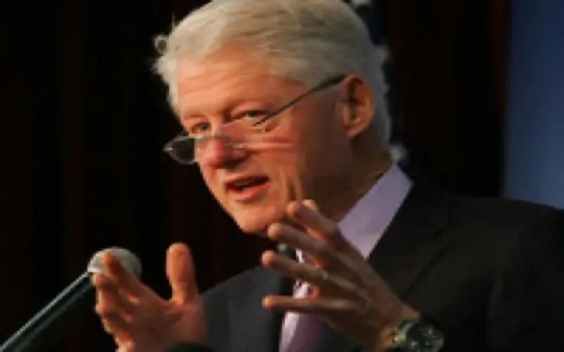 Bill Clinton donne une conférence au Maroc