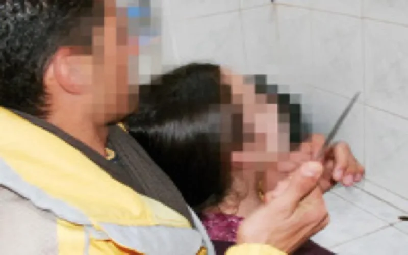 Un Marocain marque le visage de son épouse pour éviter le divorce
