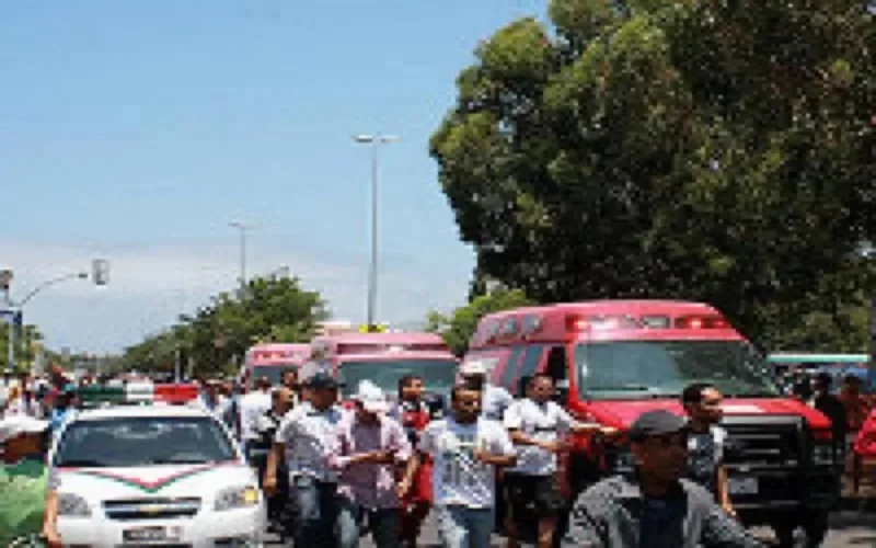 Sept morts et 30 blessés dans le renversement d'un autocar à Sidi Bennour