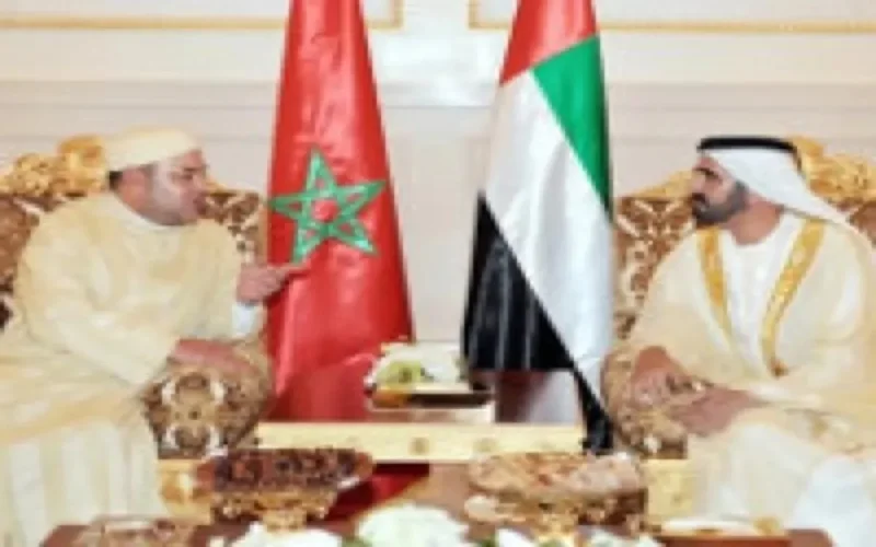 Le Roi Mohammed VI, les Emirats Arabes Unis et Maroc Telecom