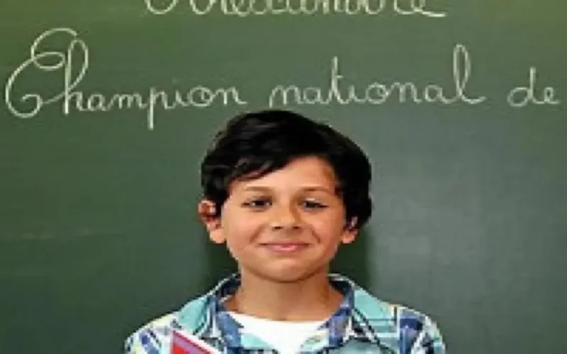 Alexandre Ouedghiri, petit Marocain sacré champion de lecture en France