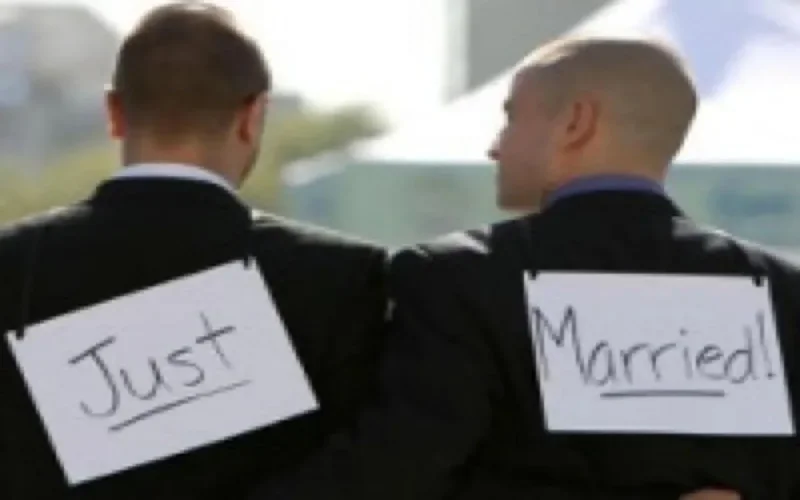 Le couple homosexuel franco-marocain autorisé à se marier (Màj:3)