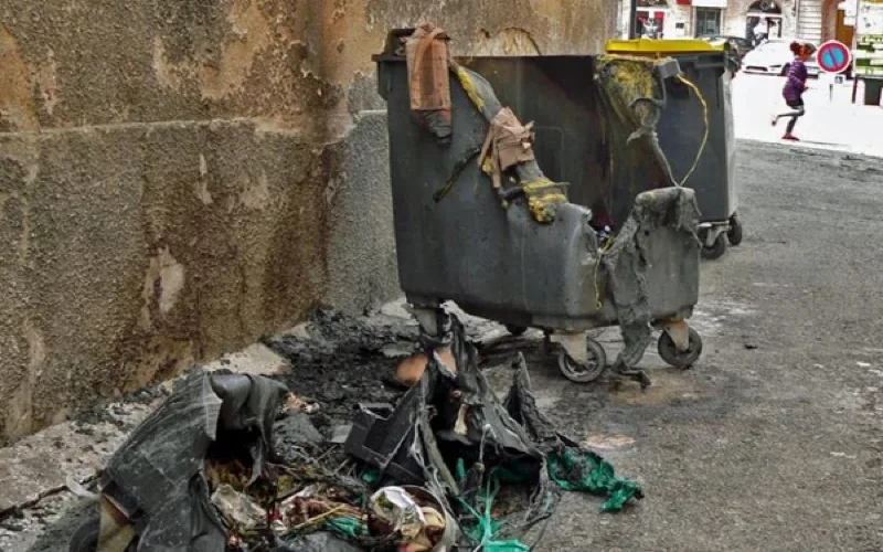 Un Marocain retrouvé brûlé dans un bac à ordures en Italie