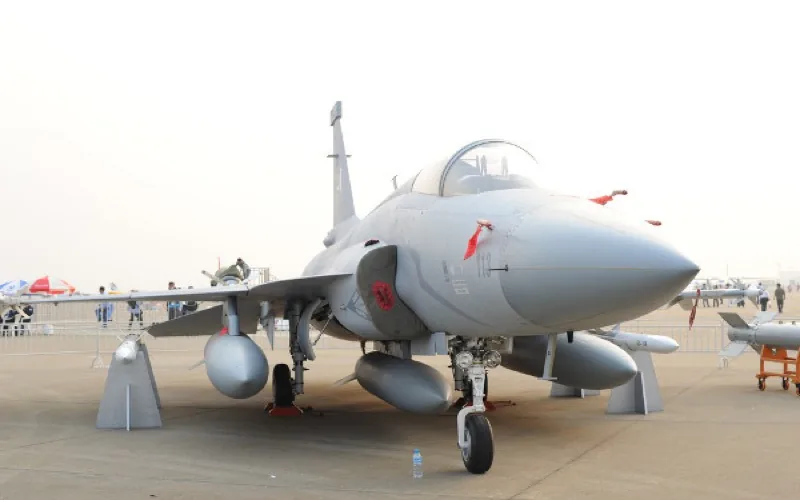 La Chine veut vendre ses avions de combat "dragon féroce" au Maroc