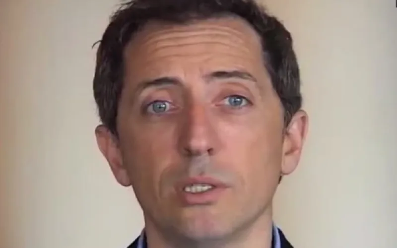 Vidéo : Ne parlez pas de cigarette à Gad Elmaleh