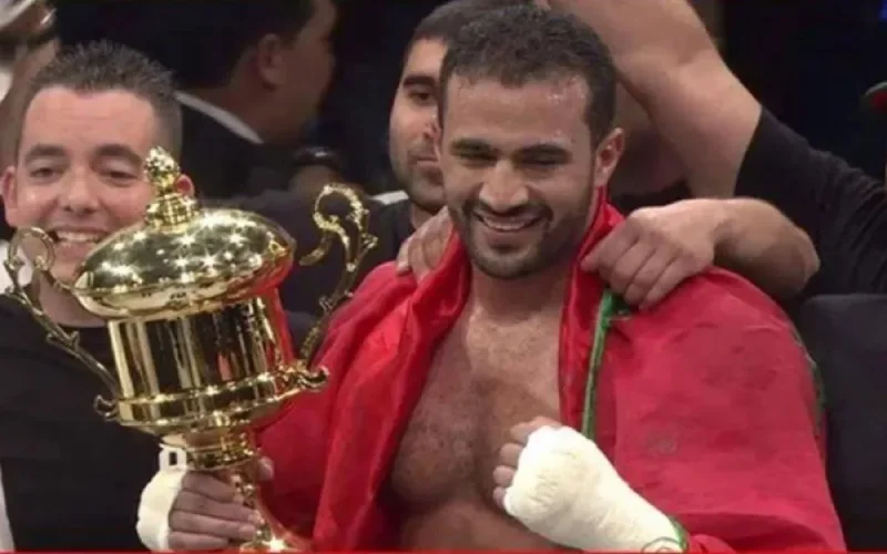 Le champion du monde Badr Hari : « J'ai gagné 1 million en 2 minutes. Qui peut faire mieux ? Personne ! »