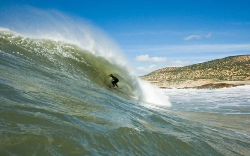 Deux plages marocaines abritent les meilleurs spots de surf en Afrique